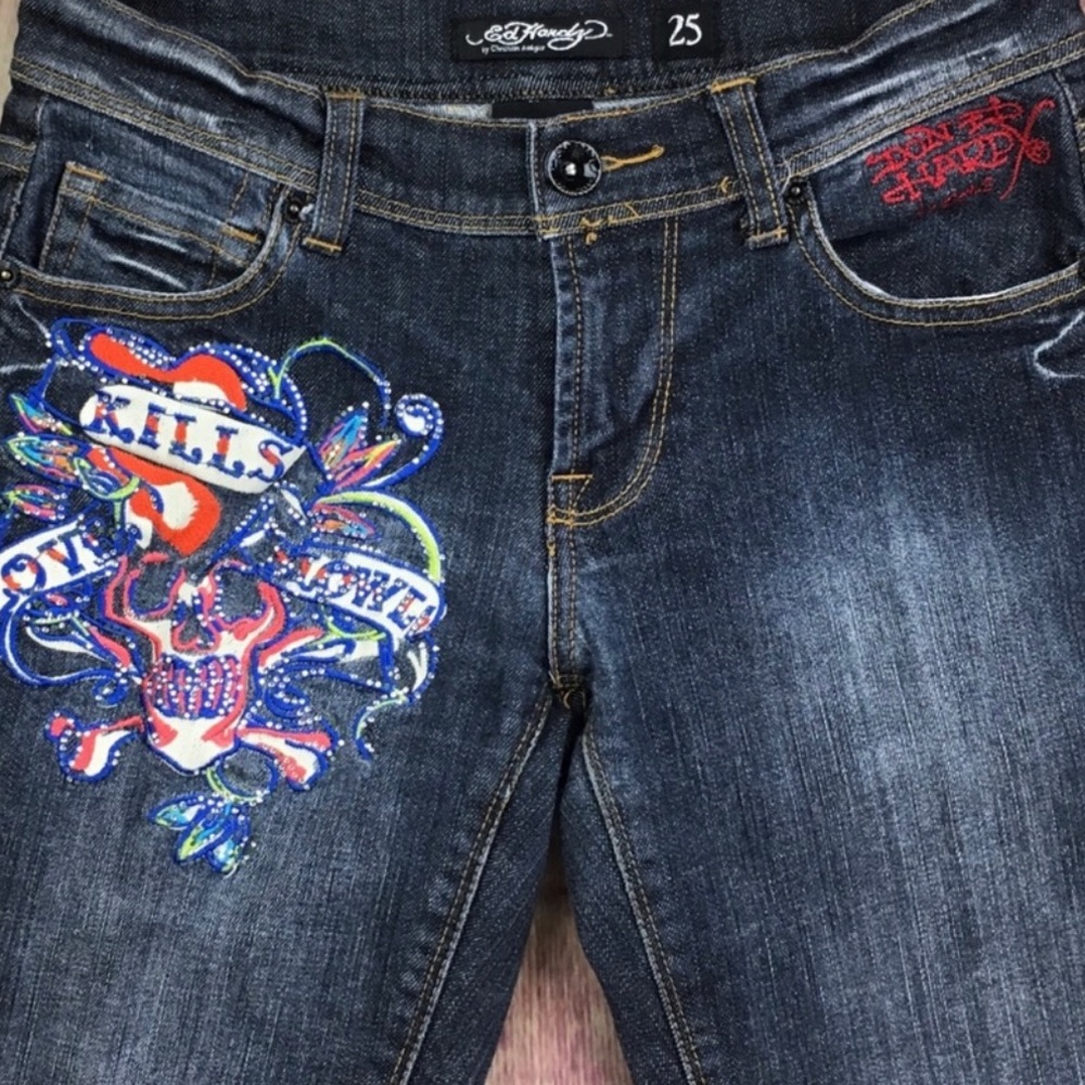 COPY - ED HARDY size 25~~LOVE KILLS SLOWLY~~BOOT CUT JEANS